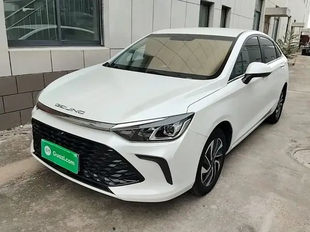 BAIC Beijing U5 PLUS 2021 1.5L Manual Luxury Edition