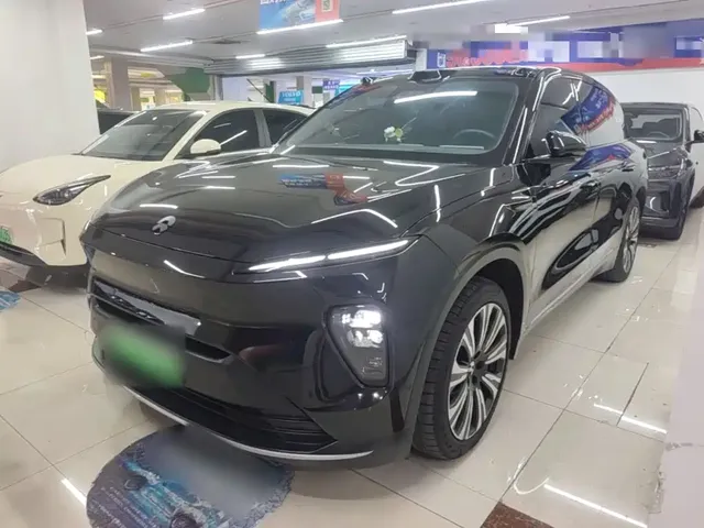 NIO ES8 2023 75kWh