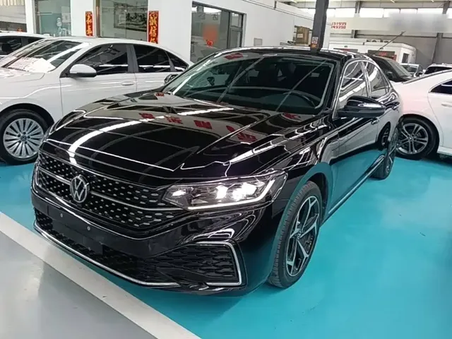 Volkswagen Passat 2023 330TSI Starlight Elite Edition