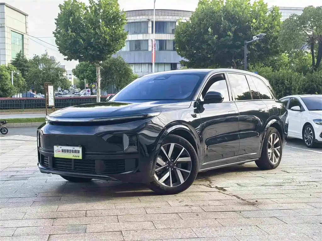 Li Auto Li L8 2023 Pro
