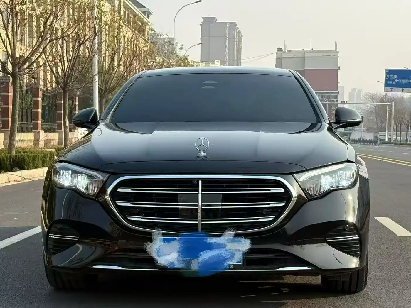Mercedes-Benz E-Class 2024 E 300 L Fashion