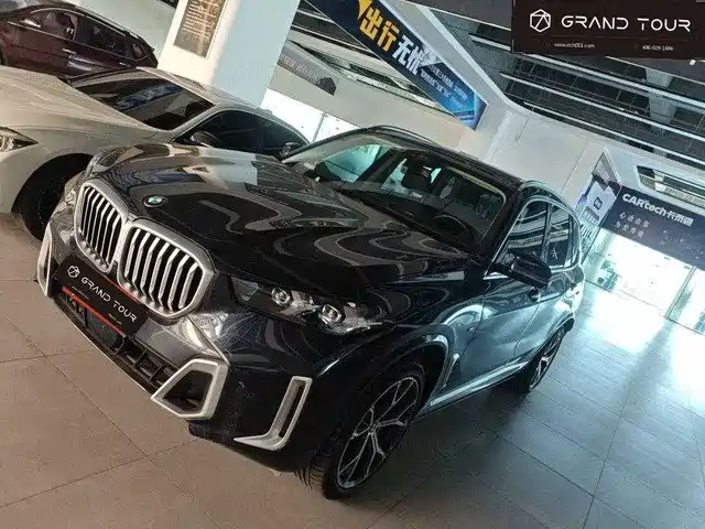 BMW X5 2023 xDrive 30Li Premium M Sport Package