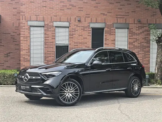Mercedes-Benz GLC 2023 GLC 300 L 4MATIC Luxury 5-Seater
