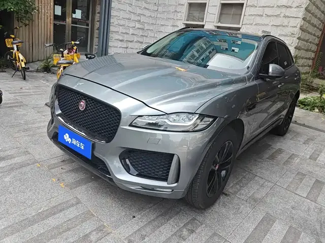 Jaguar F-PACE 2020 2.0T R-Dynamic SE