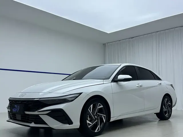 Hyundai Elantra 2023 Model 1.5L CVT LUX Premium Edition