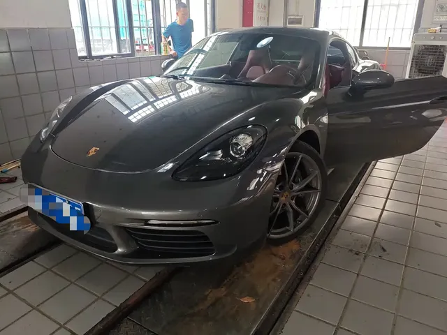 Porsche 718 2020 Cayman 2.0T