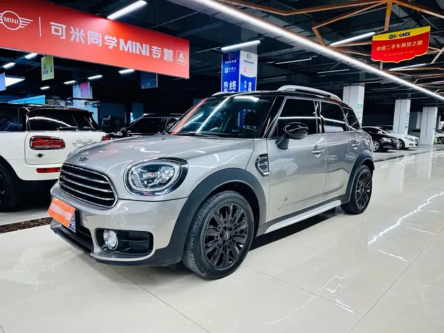 MINI COUNTRYMAN 2017 1.5T COOPER ALL4 Traveller