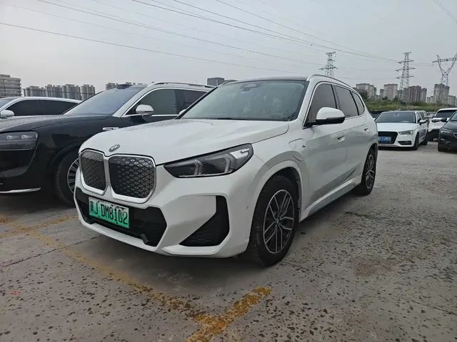 BMW iX1 2023 eDrive25L M Sport Package