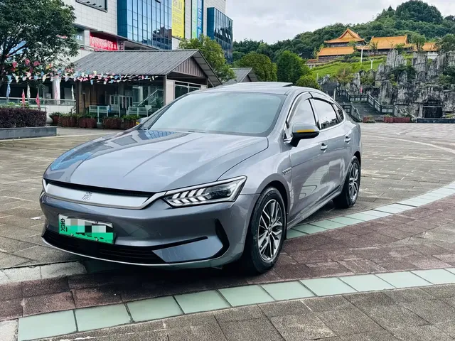 BYD Qin PLUS 2021 EV 500KM Luxury Model