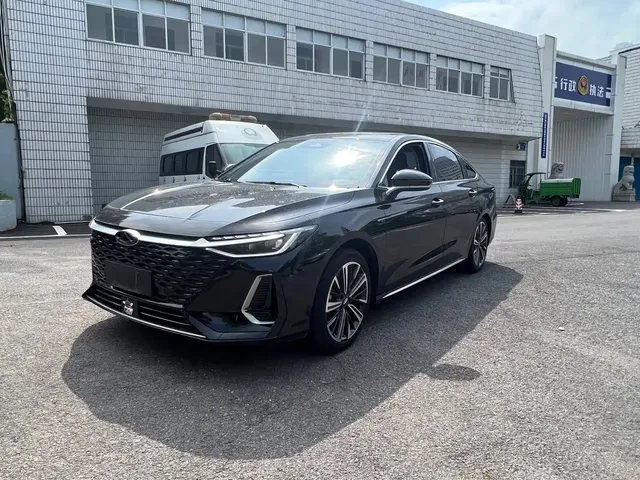 Chery Arrizo 8 2023 1.6T DCT Premium