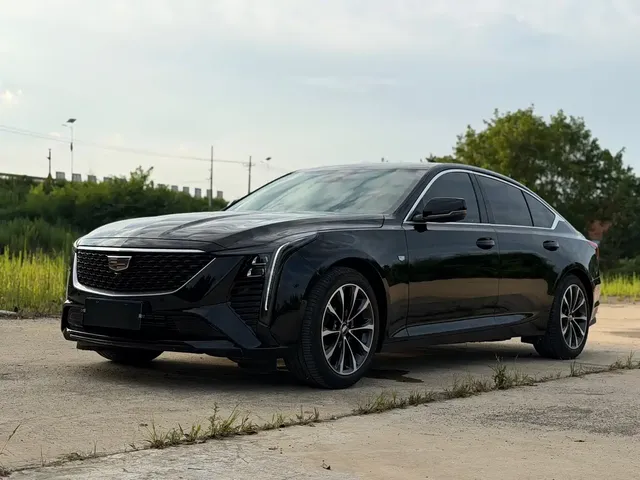 Cadillac CT5 2025 Model 28T Urban Sport Edition