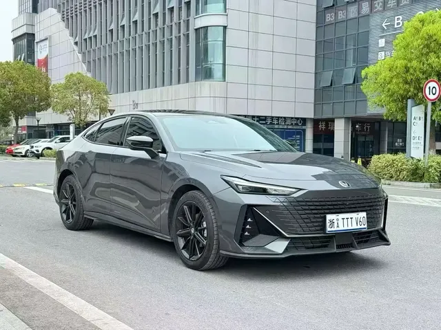 Changan UNI-V 2024 1.5T High Performance Edition