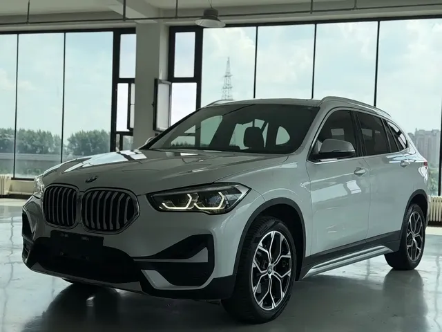BMW X1 2022 sDrive20Li Premium