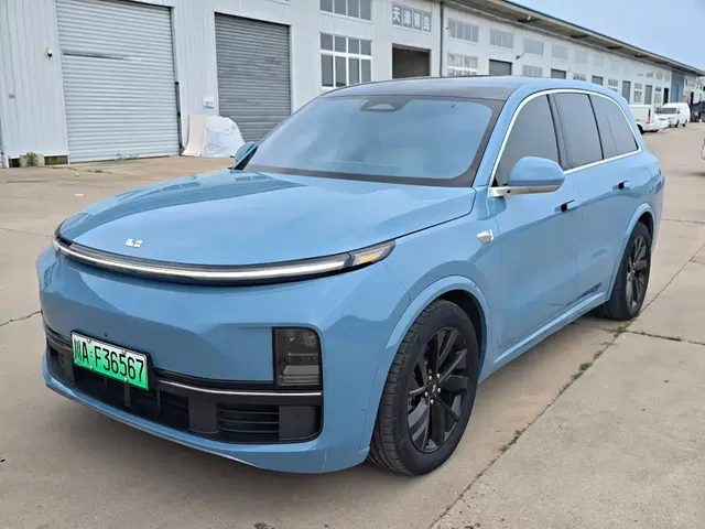 Li Auto Li L8 2023 Pro
