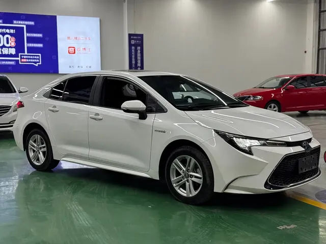 Toyota Levin 2022 Dual Engine 1.8H E-CVT Luxury Edition