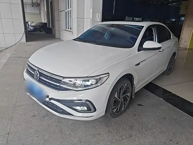 Volkswagen Bora 2024 300TSI DSG Premium Ride Edition