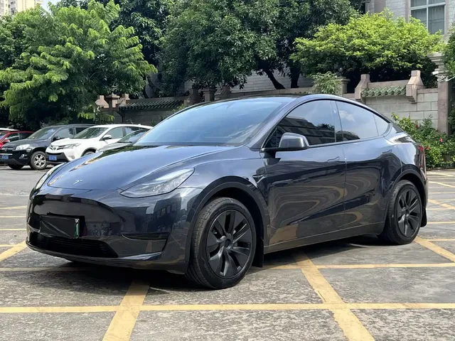 Tesla Model Y 2024 Rear-Wheel Drive Version