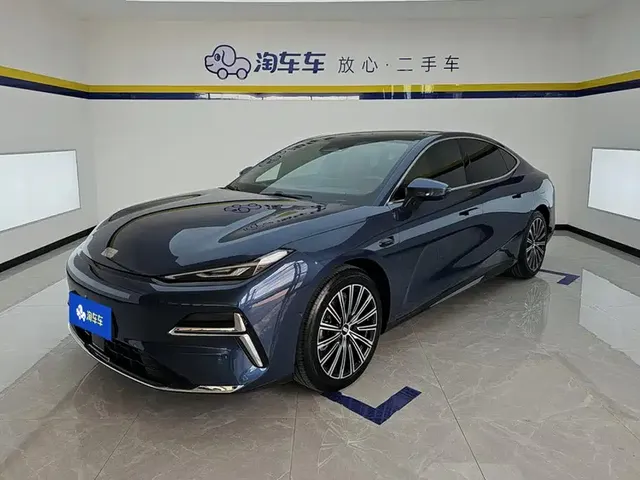 Geely Galaxy Xingyao 8 2025 Model 130km EM-i Flagship Edition