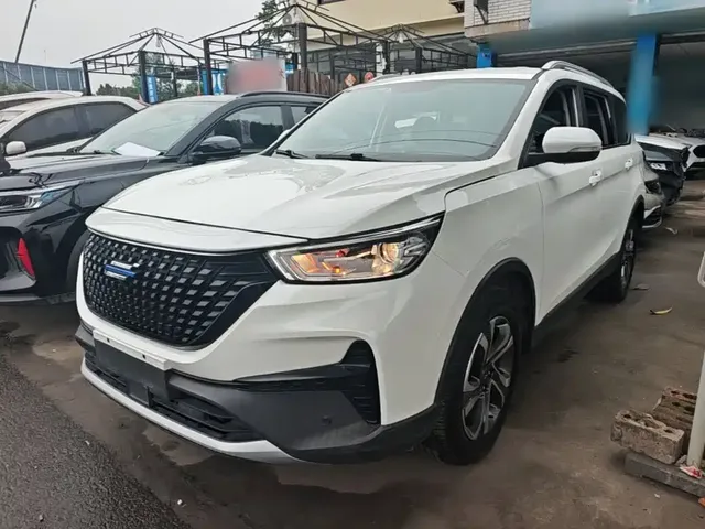 Changan Oshan Cosmos Pro 2021 1.5T Manual Luxury 7-seater