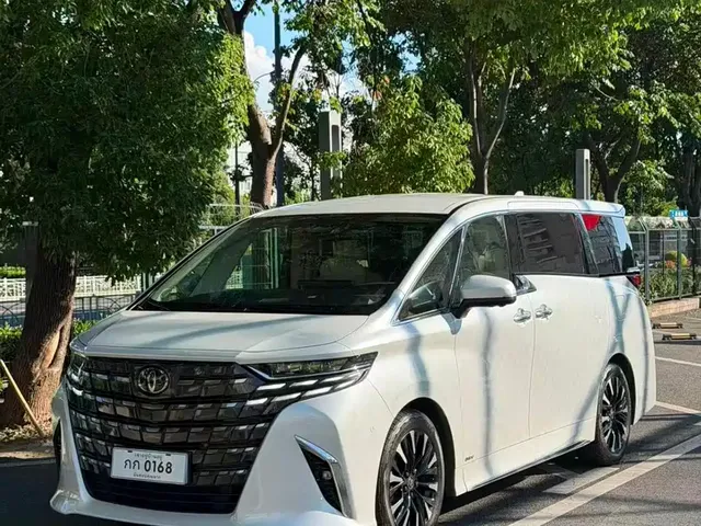 Toyota Alphard 2024 Hybrid 2.5L Ultimate Enjoyment Edition