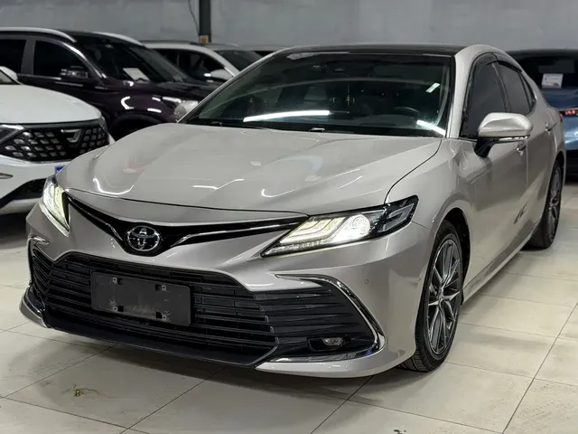 Toyota Camry 2021 2.5G Luxury Edition