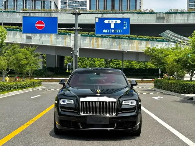 Rolls-Royce Ghost 2018 6.6T Long Wheelbase Edition