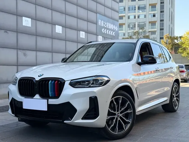 BMW X3 2023 xDrive30i Leading M Night Package
