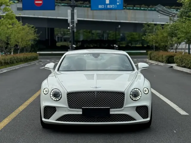 Bentley Continental 2022 4.0T GT V8