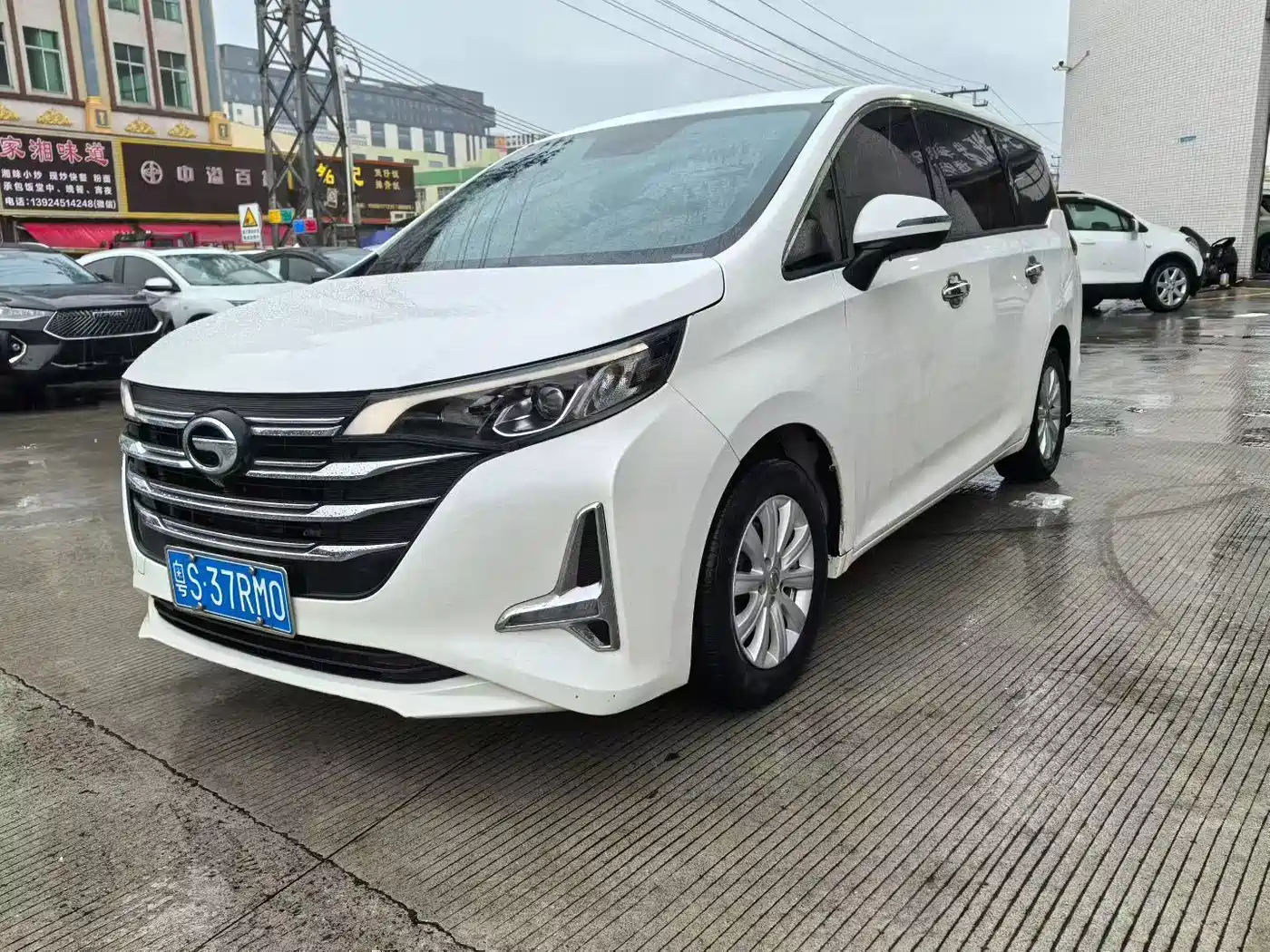 GAC Trumpchi M6 2021 270T DCT Elite Edition (7-Seater)