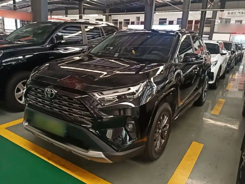 Toyota RAV4 Rongfang 2024 2.0L CVT FWD Style Plus Edition