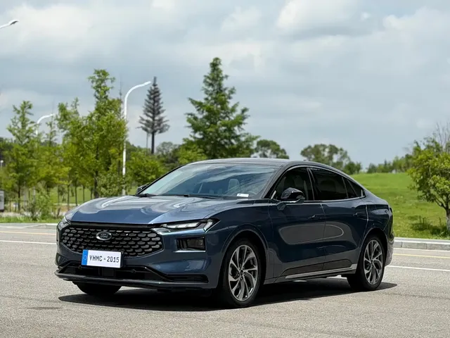Ford Mondeo 2022 Facelift EcoBoost 245 Premium