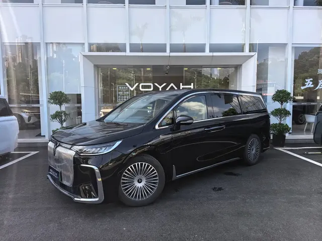 Voyah Auto Voyah Dreamer 2025 PHEV AWD Flagship Kunpeng Edition