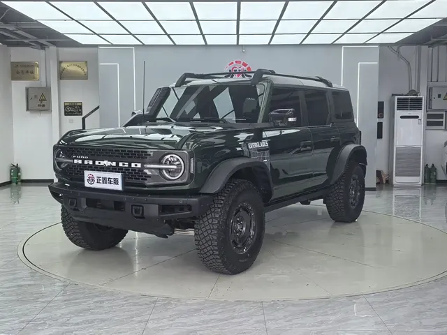 Ford Bronco 2024 2.3T Everglades