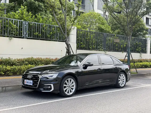 Audi A6L 2023 45 TFSI Premium Selection Dynamic