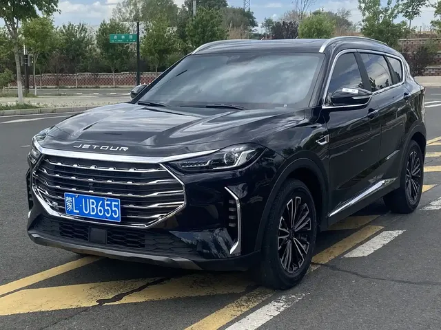 Jetour X70 PLUS 2022 1.5T CVT Mountain 7-seater