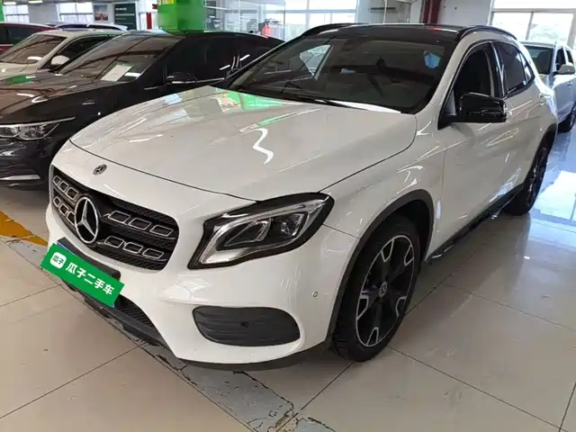 Mercedes-Benz GLA 2018 GLA 220 4MATIC Sport