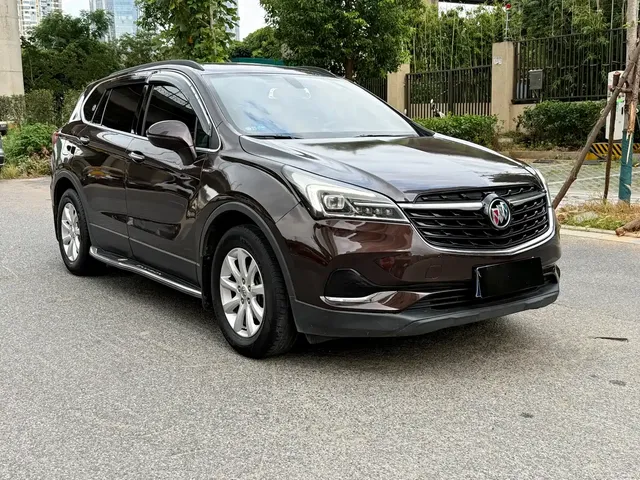Buick Envision Plus 2020 20T FWD Leading