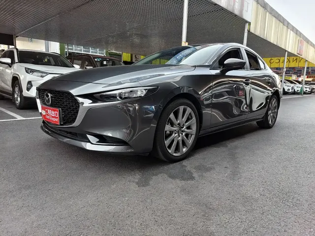 Mazda 3 Axela 2023 2.0L Auto Zhiya