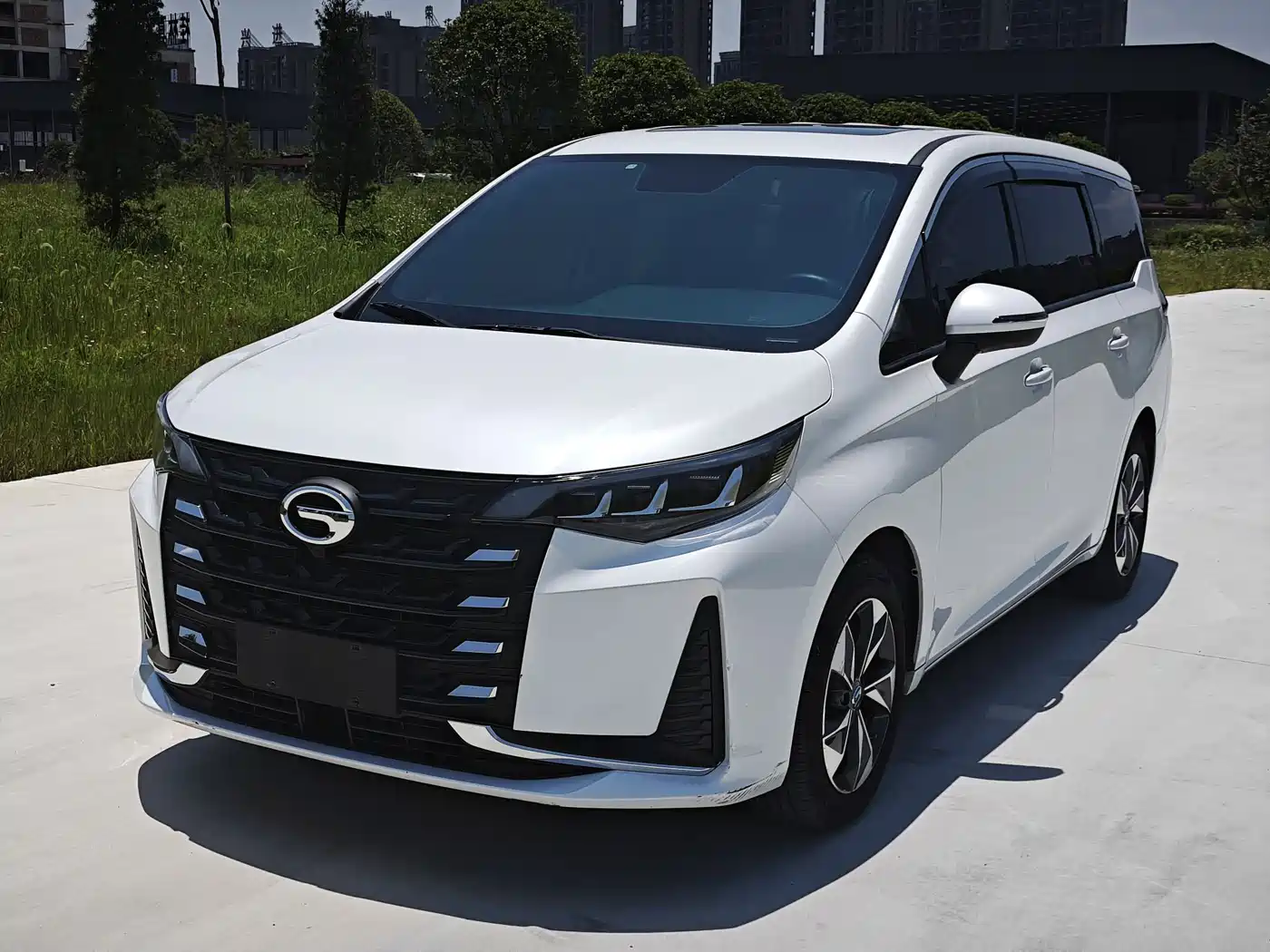 GAC Trumpchi M6 2023 PRO 270T DCT Luxury Edition
