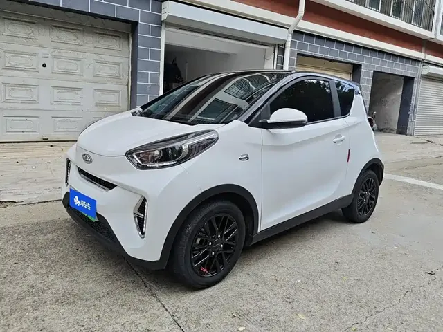 QQ New Energy Little Ant 2024 Facelift Youth Edition 251km True Love 25.05kWh