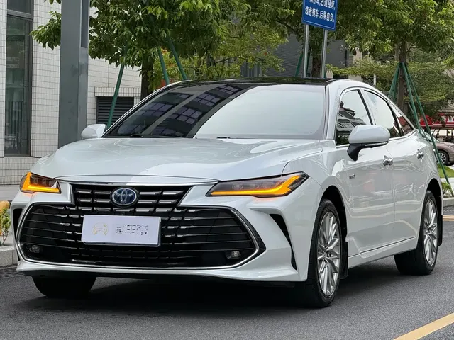 Toyota Avalon 2022 Hybrid 2.5L XLE Premium Edition