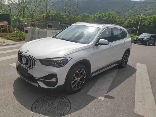BMW X1 2022 sDrive20Li Premium