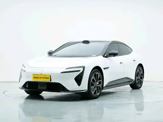 Avatr 06 2025 Ultra Pure Electric Edition