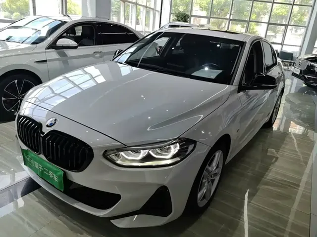 BMW 1 Series 2021 120i M Sport Shadow Edition
