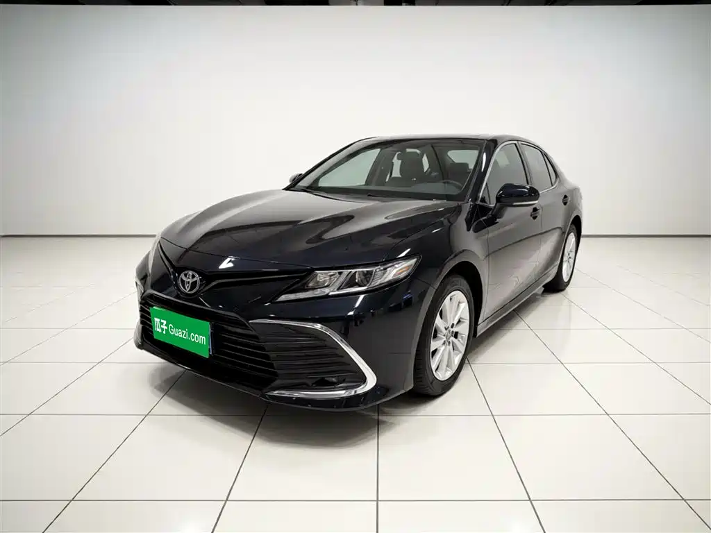 Toyota Camry 2023 2.0GVP Leading Edition