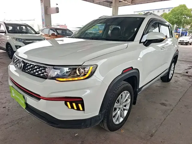 Changan CS35 PLUS 2021 Glory Million Edition 1.6L Manual Elite