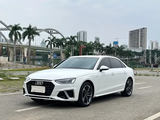 Audi A4L 2022 40 TFSI Fashion Dynamic