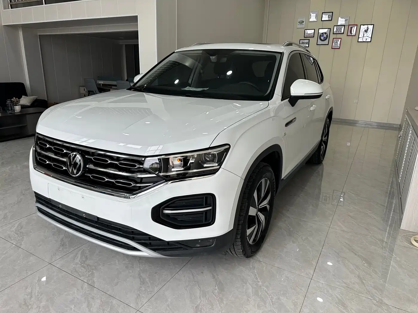 Volkswagen Tayron 2022 280TSI 2WD Luxury Smart Connect Edition