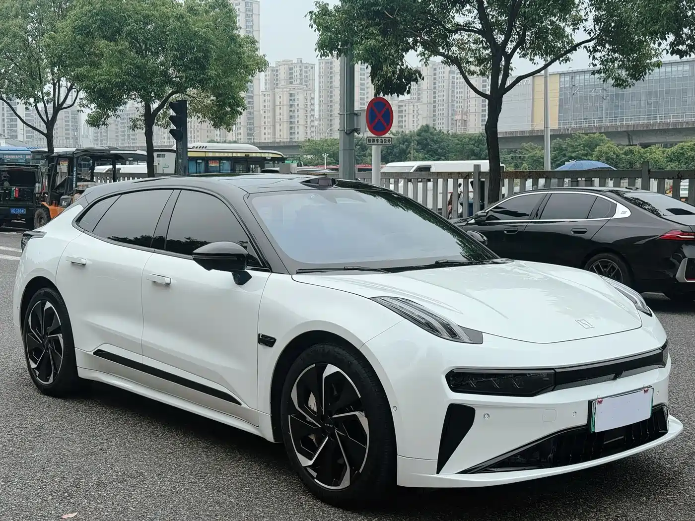 ZEEKR 001 2024 WE Edition 95kWh AWD