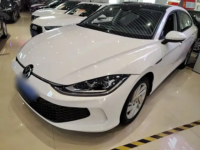 Volkswagen Lamando 2022 Lamando L 280TSI DSG Sporty Edition
